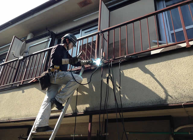 ベランダ手摺の溶接補修